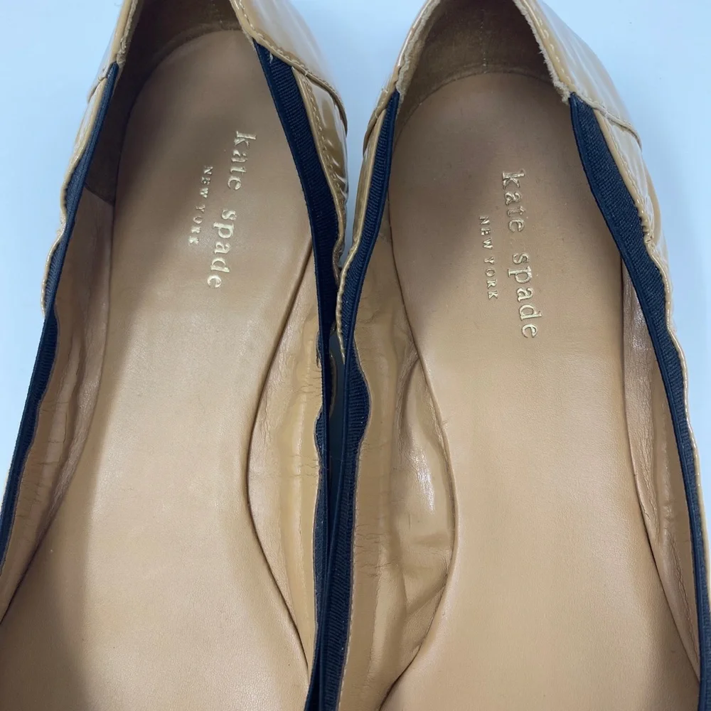 Kate Spade never worn size 10 camel patent flats w grosgrain ribbon & bow - Picture 4 of 11